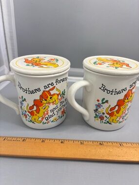 2 JSNY Brothers Are Forever Coffee Mugs with Lids Taiwan Puppy Dog Pair
